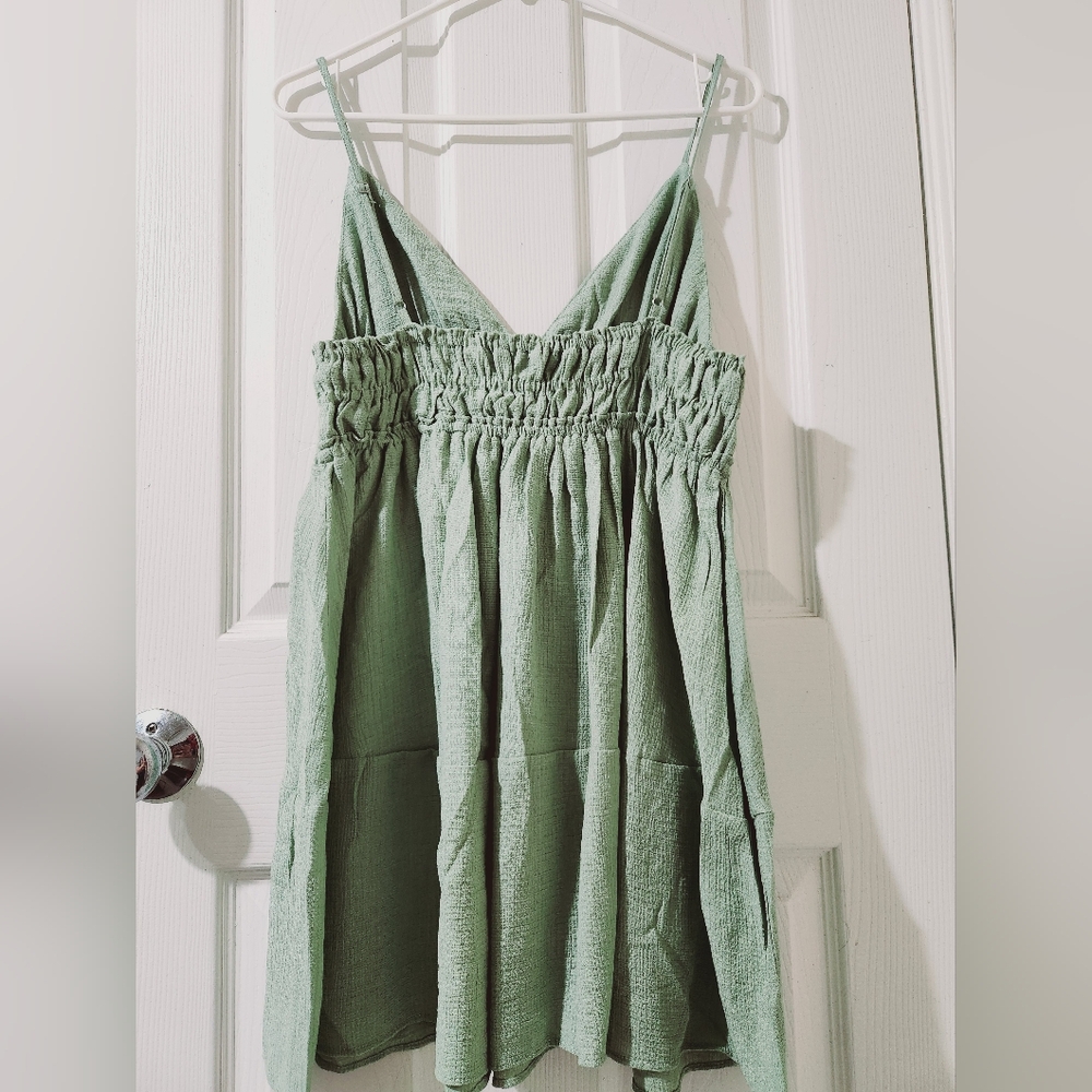 Dress - Picture 3 of 5